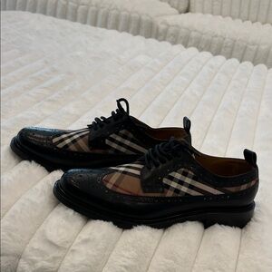 Burberry Oxfords SOLD 🚫